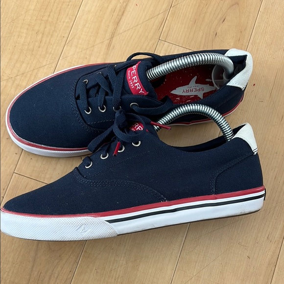 Sperry Blue and White Flats with Classic Design - Picture 3 of 10